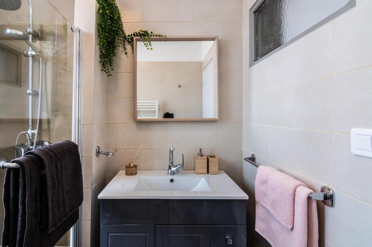 Le Jardin Arlesien - Parking Appartement Buitenkant foto