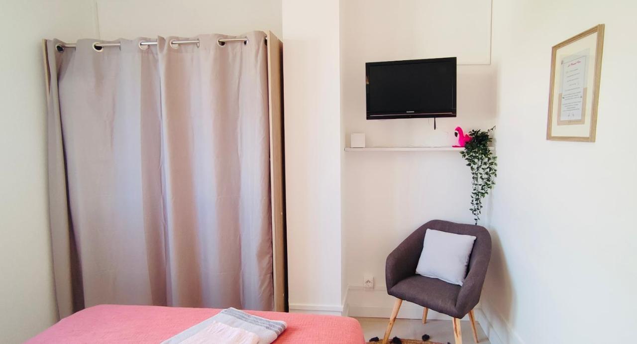 Le Jardin Arlesien - Parking Appartement Buitenkant foto