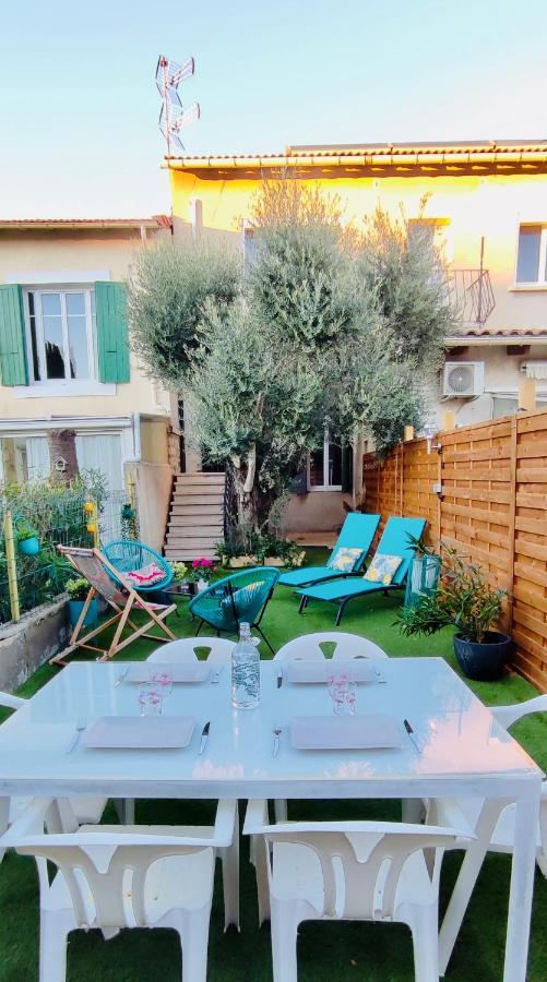 Le Jardin Arlesien - Parking Appartement Buitenkant foto